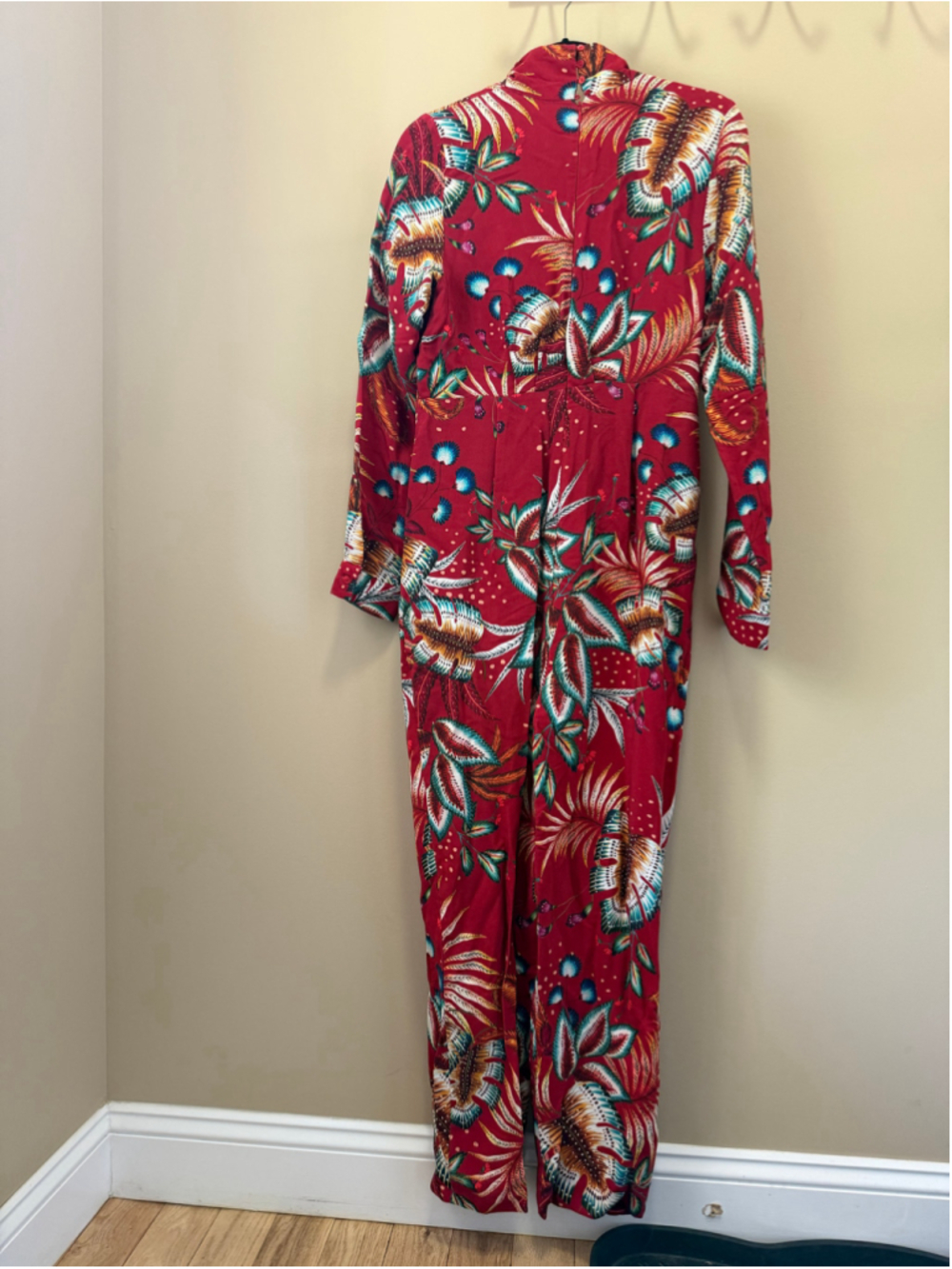 NWT FARM Rio Folhagem De Inverno Y Neckline Boboikat Jumpsuit Red Multi Size L - Picture 4 of 16